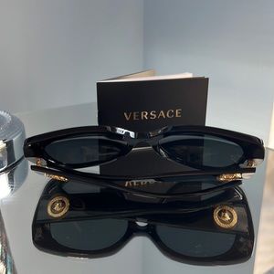 Woman’s Versace black square authentic sunglasses